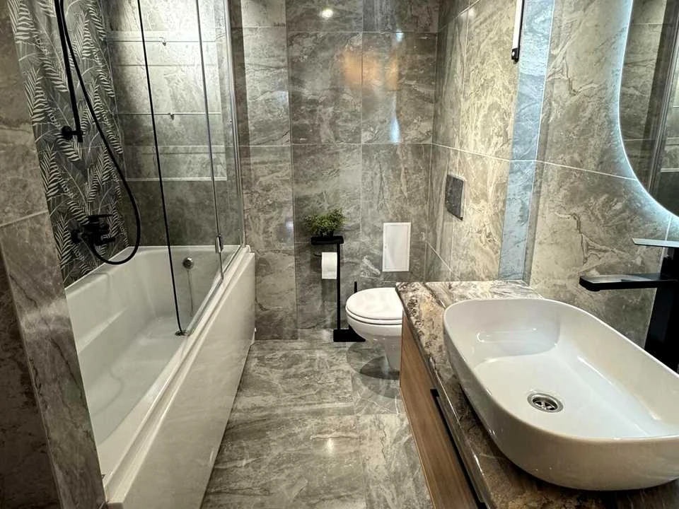 Apartment. Ivano-Frankivsk, Vysochana st.