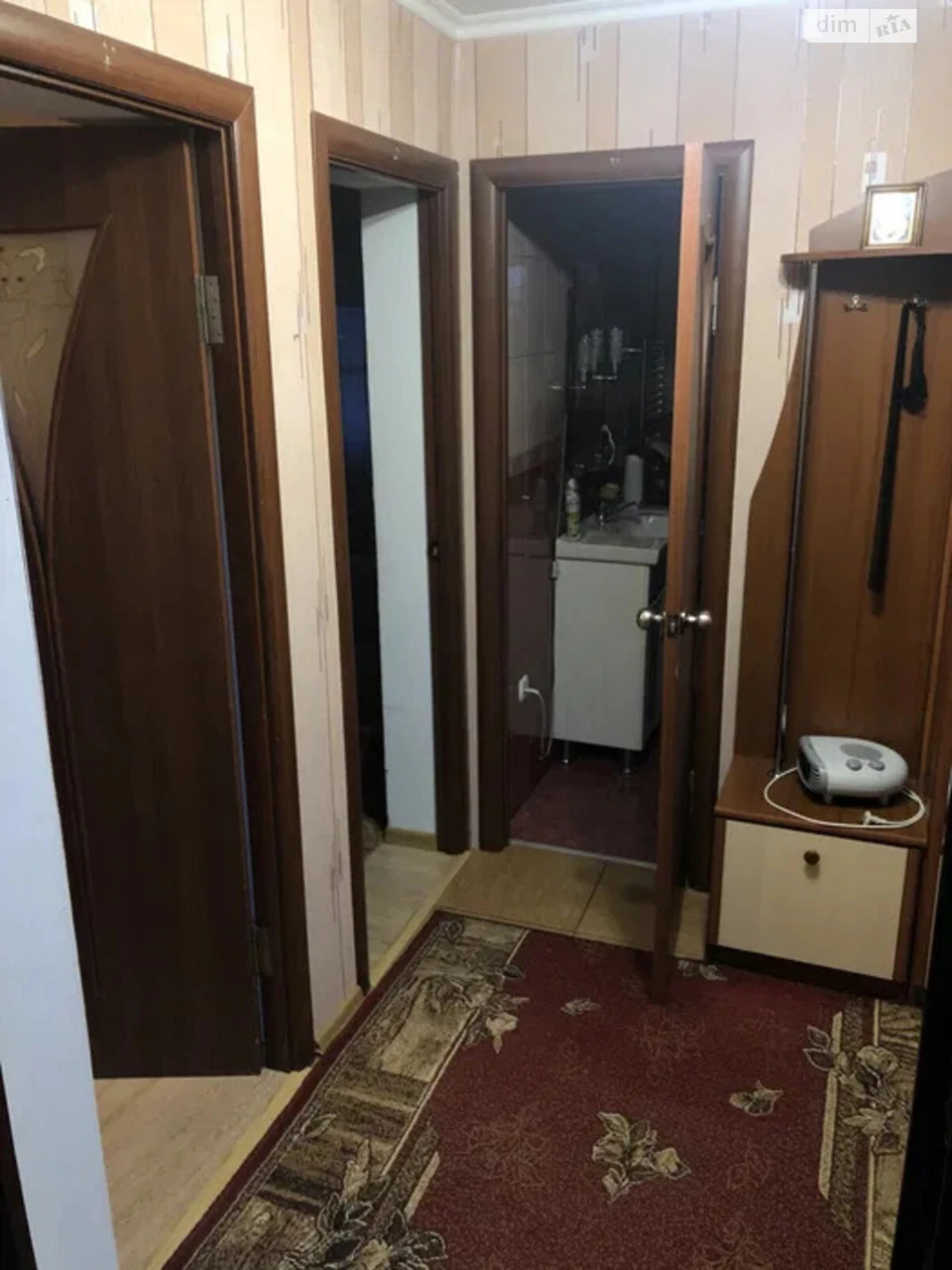 Sale of a House Section, Kichkaryka