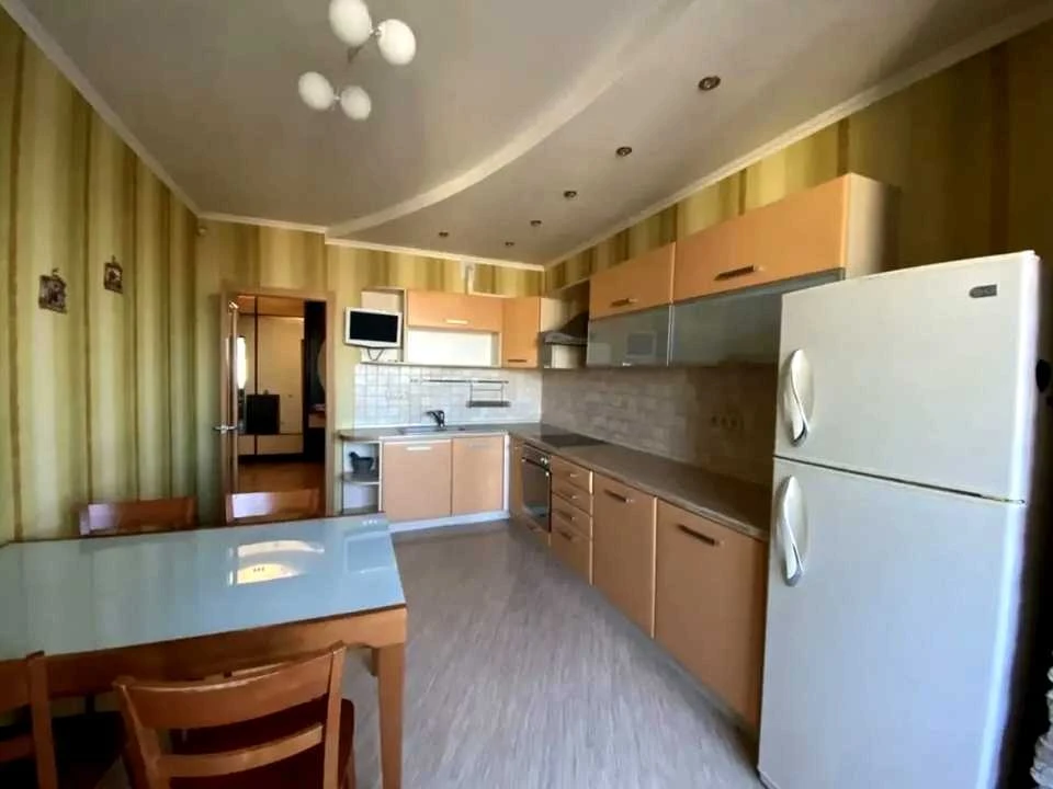 Квартира. Киев, Харьковское шоссе