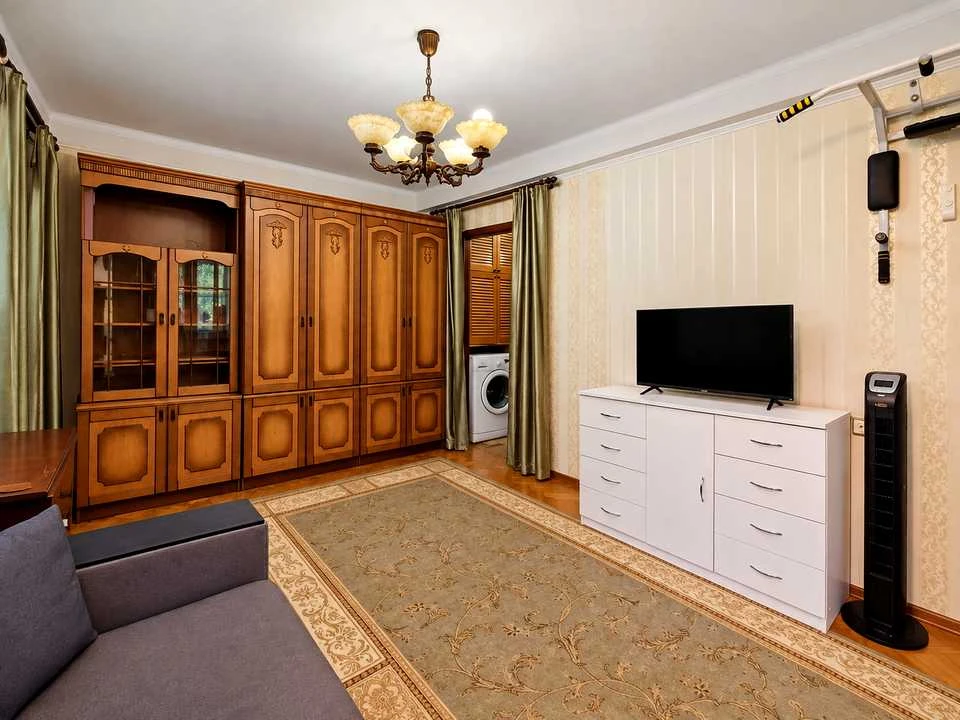 Квартира. Киев, улица Чорных Запорожцев