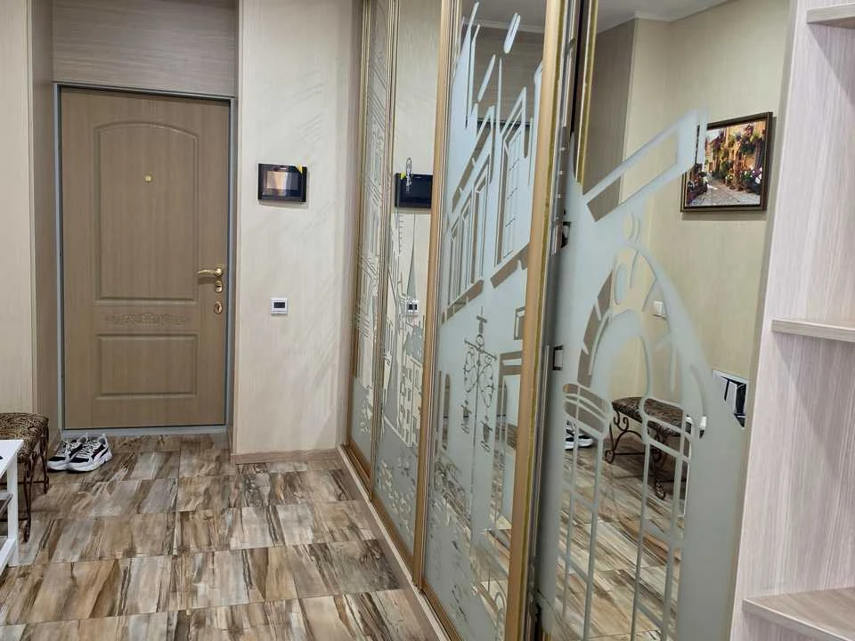 Квартира. Київ, Дегтярівська вул.