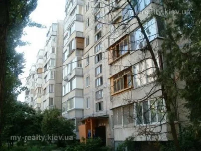 Видова двокімнатна з новим ремонтом Русанівка м. Лівабережна