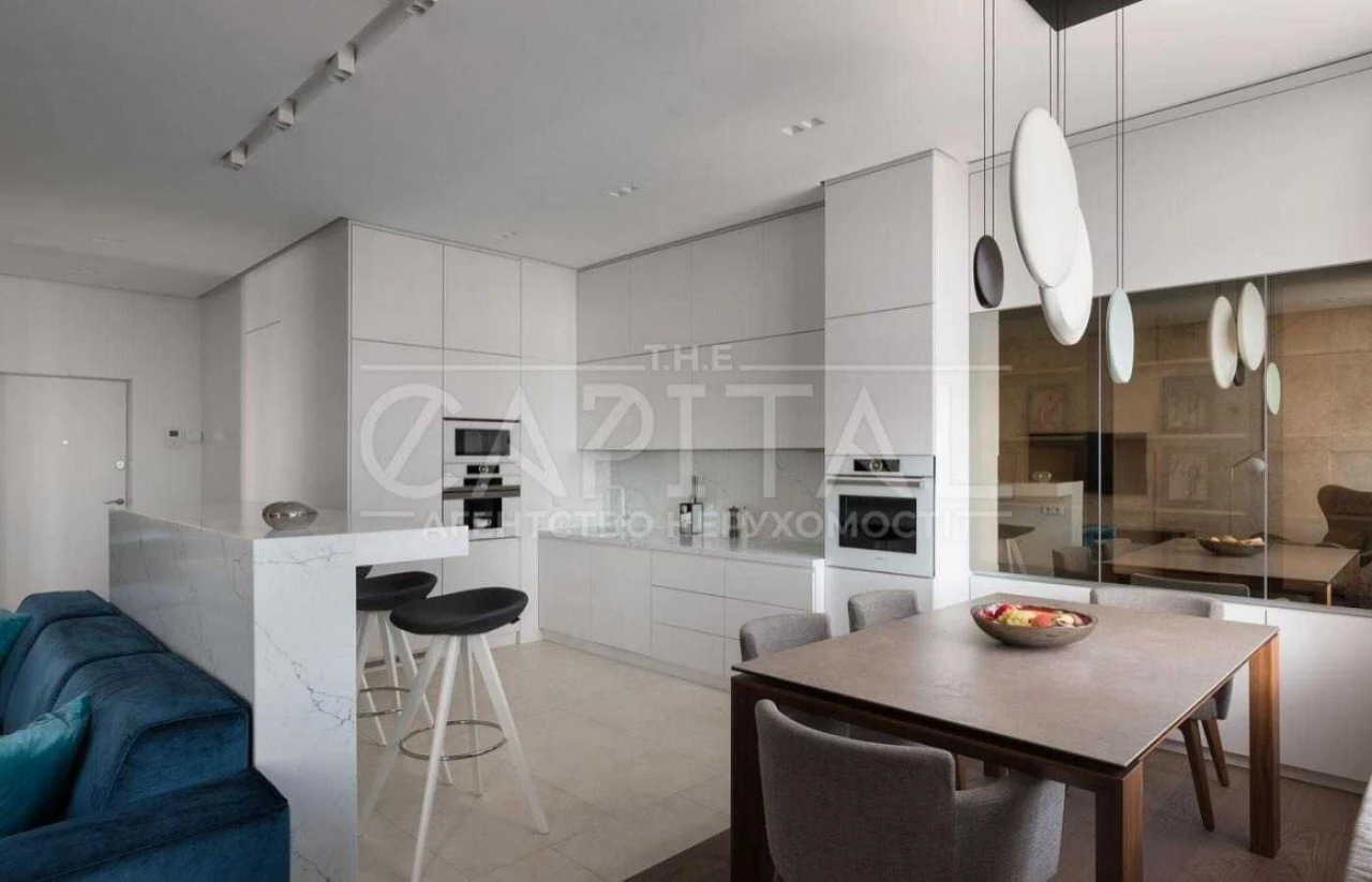 Sale / Apartment / 105 m2 / ЖК Central Park / Pecersky district