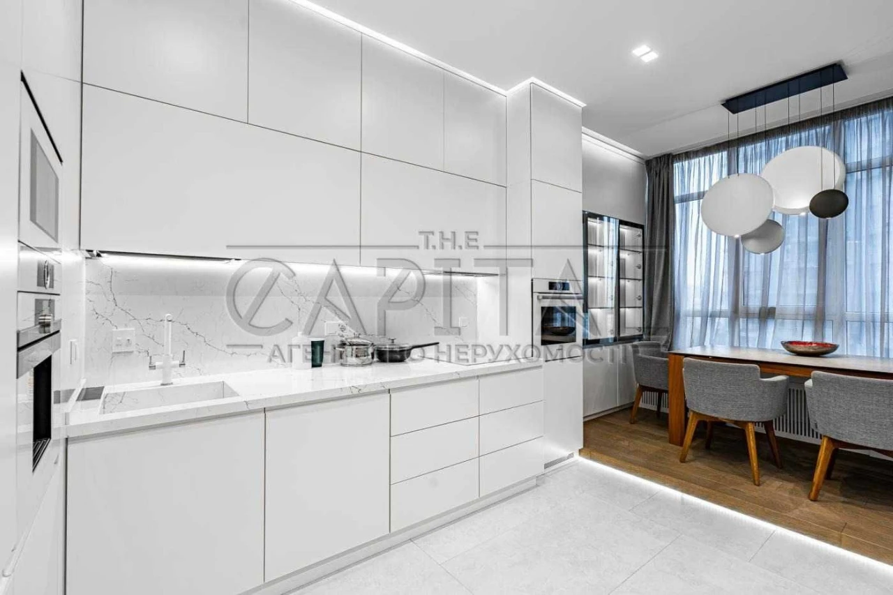 Sale / Apartment / 105 m2 / ЖК Central Park / Pecersky district