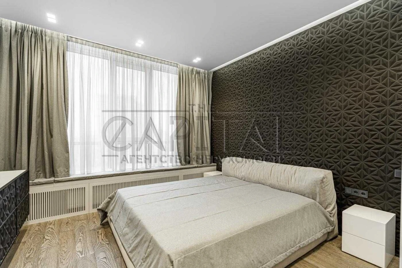 Sale / Apartment / 105 m2 / ЖК Central Park / Pecersky district