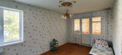 Продам 1-ю квартиру на среднем этаже. ХТЗ (405338)