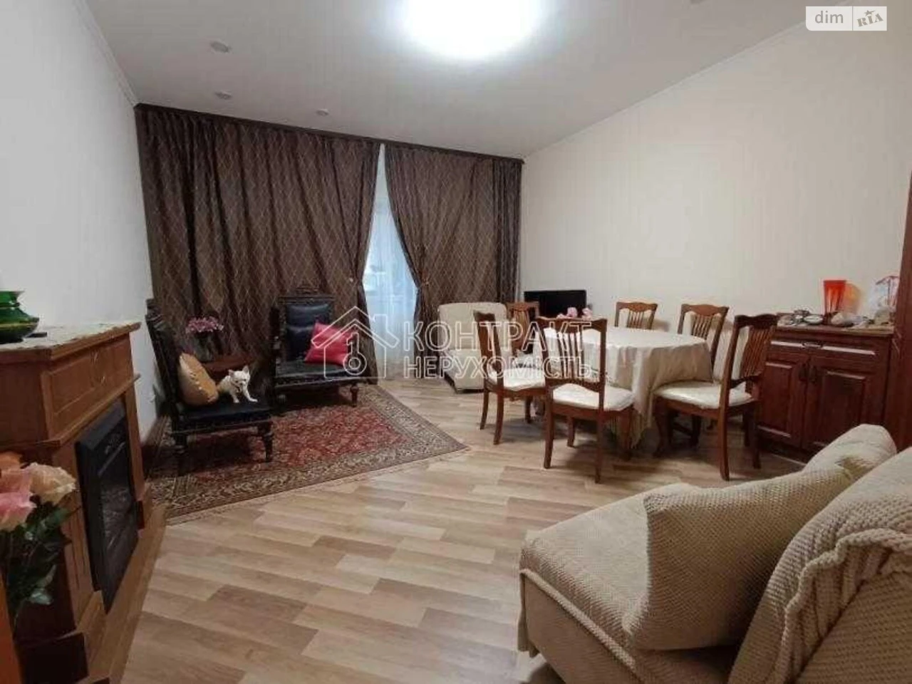 Apartment for Sale: Center Location