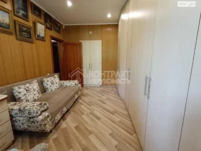 Apartment for Sale: Center Location