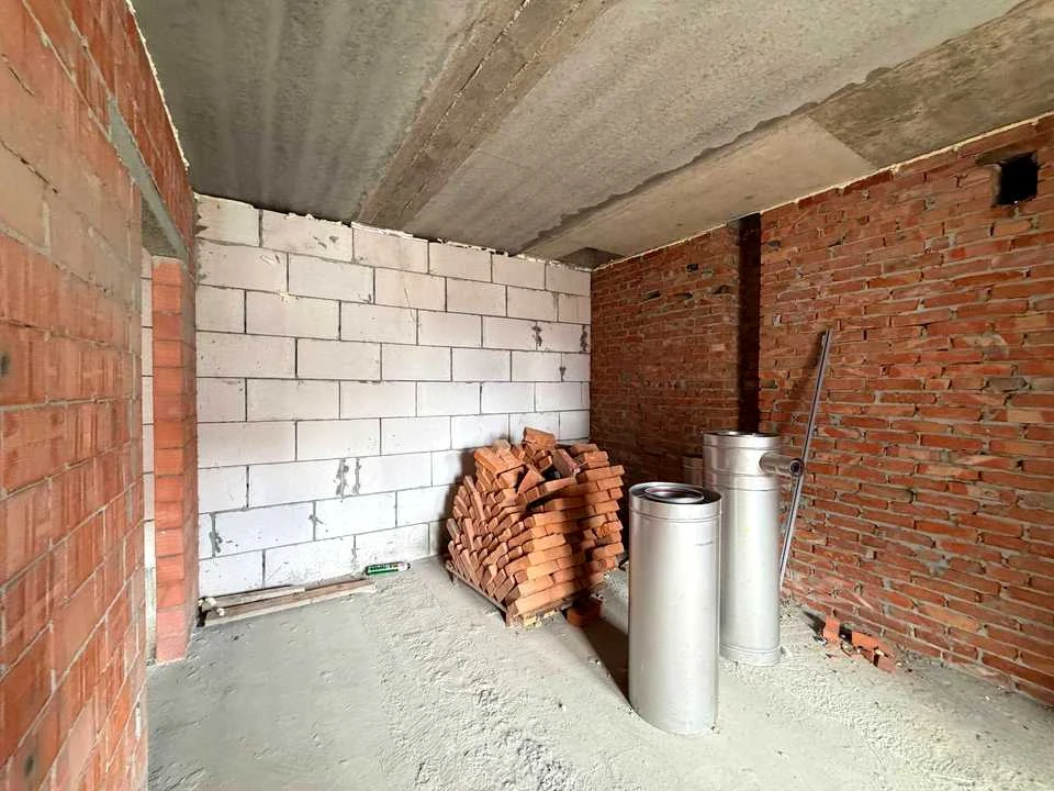 Apartment. Ivano-Frankivsk, Priorezna st.