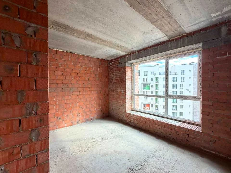 Apartment. Ivano-Frankivsk, Priorezna st.