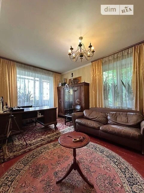 1-room apartment in Syrets metro | brick house | 2 floor