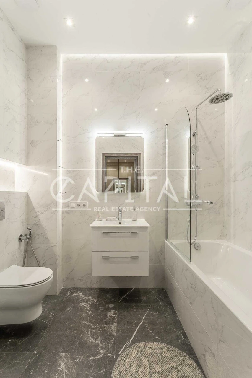 Sale / Apartment / 56 m2 / Pechersk District / St. Ioann