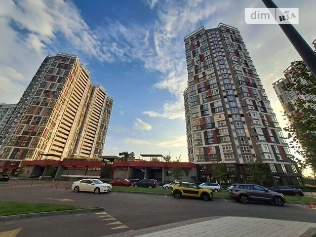 Sale of 3-room apartment 105.6 sq. m on Mykilsko-Slobidska Street