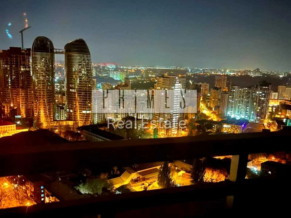 Квартира. Київ, Євгена Коновальця вул.