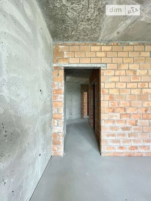 Sale of 3-room apartment 105.6 sq. m on Mykilsko-Slobidska Street