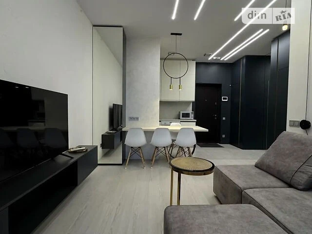 Продаж 1к квартири 46 кв. м на вул. Маккейна Джона 1 • ID 34