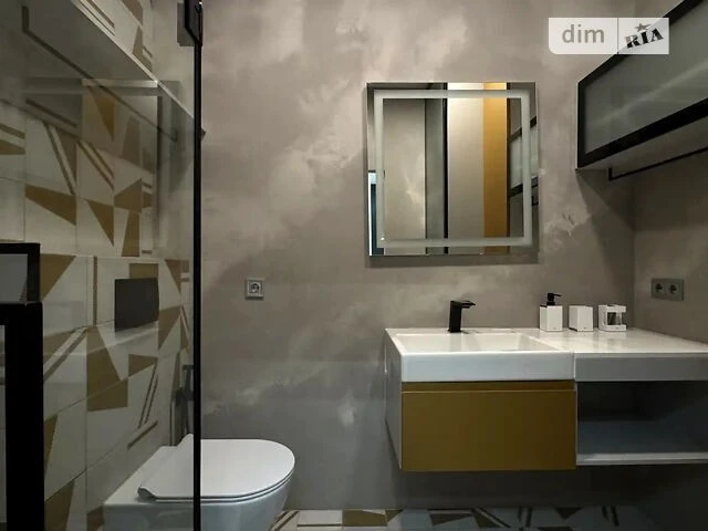 Продаж 1к квартири 46 кв. м на вул. Маккейна Джона 1 • ID 34