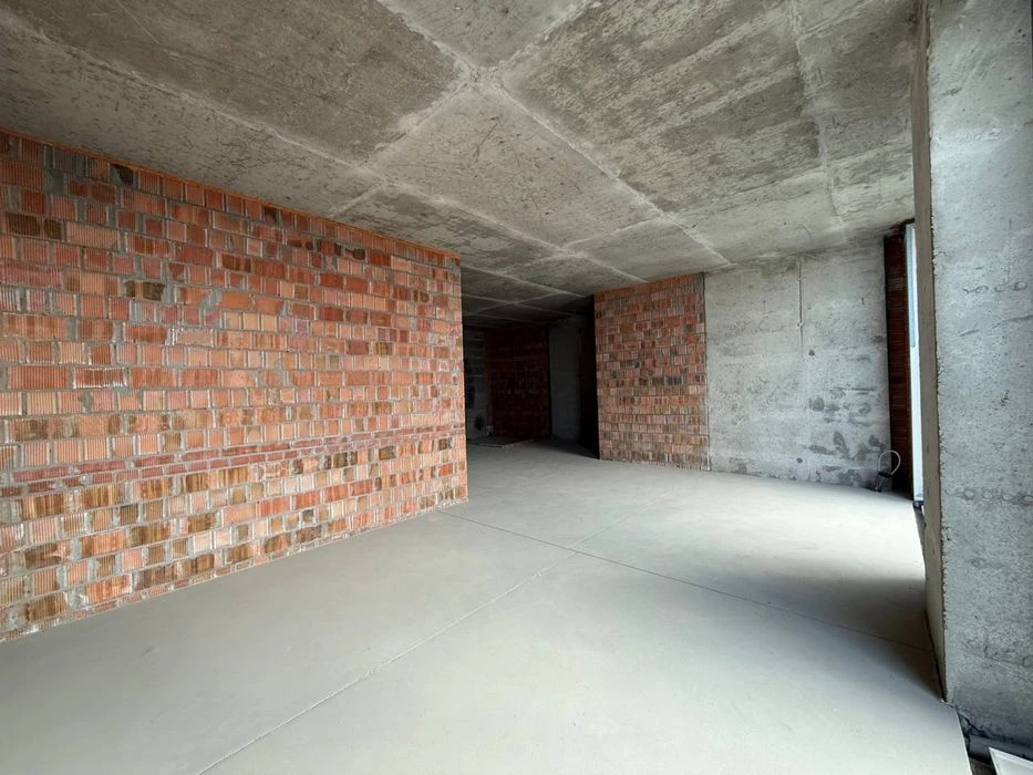 Apartment for sale in the Mayak residential complex near Shevchenko Park