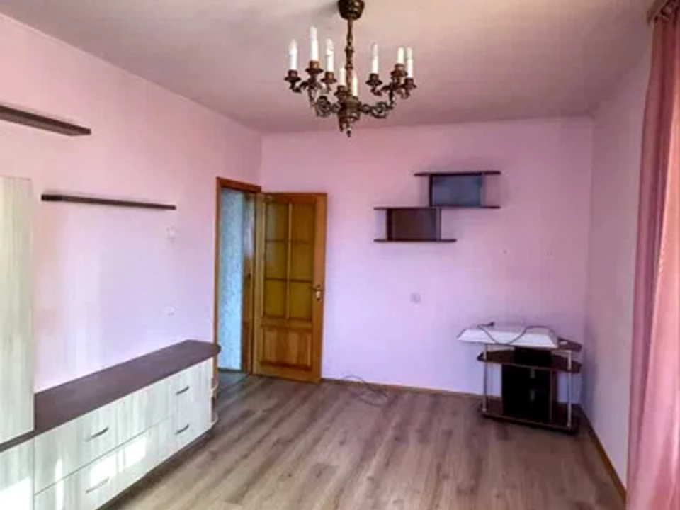 Apartment. Kharkiv, Brigady Charter St. (Marshala Rybalka)