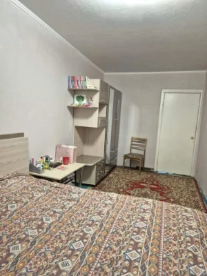 For sale, 2-room apartment, Yanovskyy Street!
