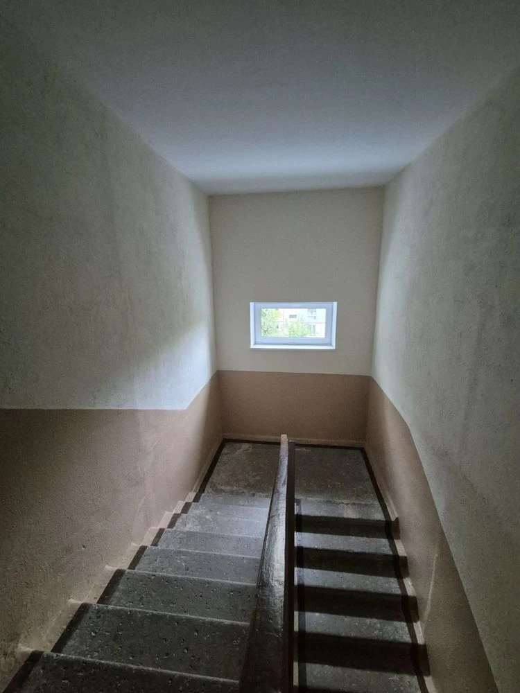 For sale, 2-room apartment, Yanovskyy Street!