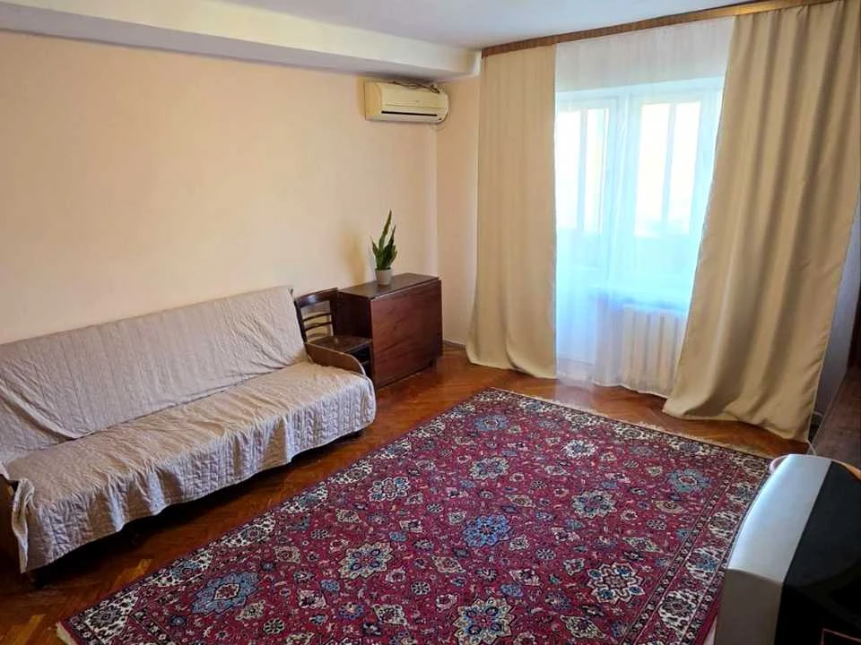 Apartment. Kyiv, Velika Vasylkivska Street