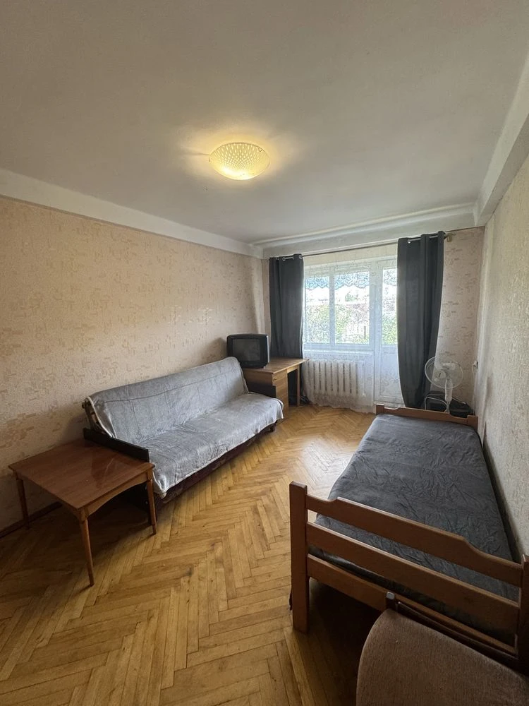 Sale of a 1-room apartment on Відрадний Street 36