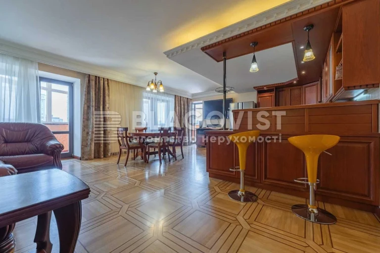 Продажа .  3 к.  Івасюка 22 (Героїв Сталінграду) 22 . 135 м.