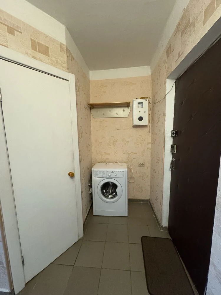Sale of a 1-room apartment on Відрадний Street 36