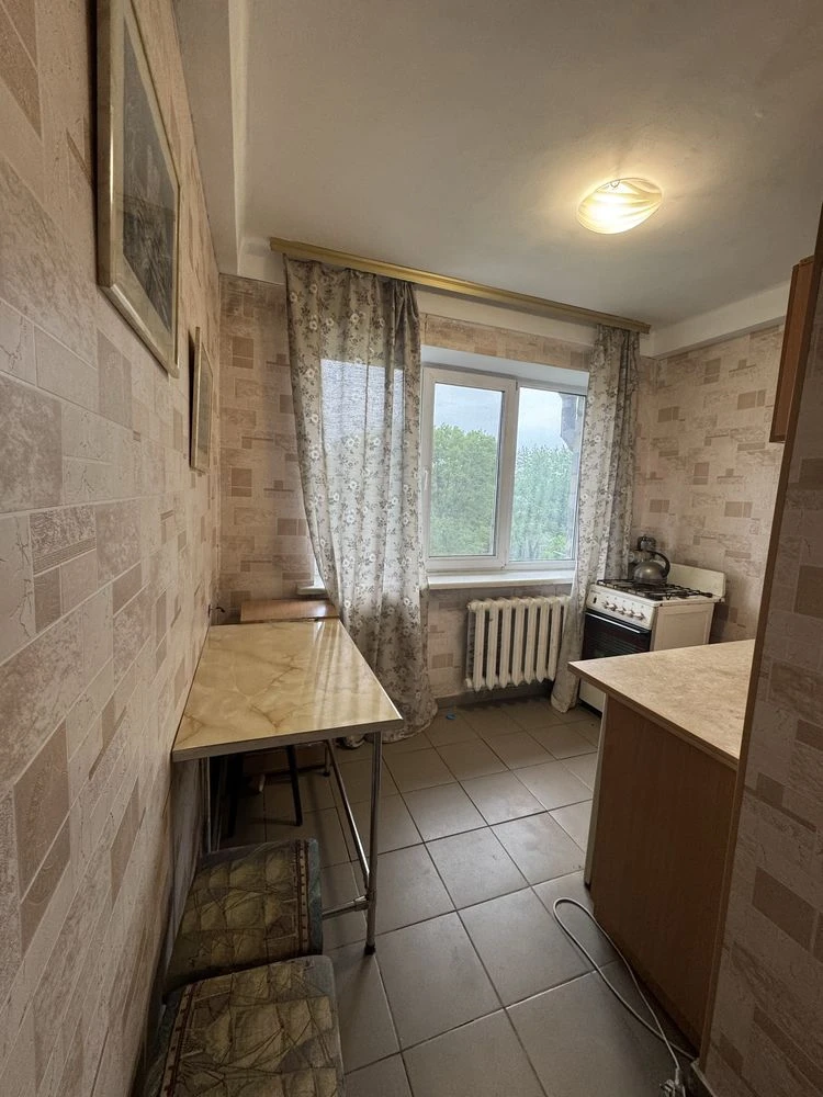 Sale of a 1-room apartment on Відрадний Street 36