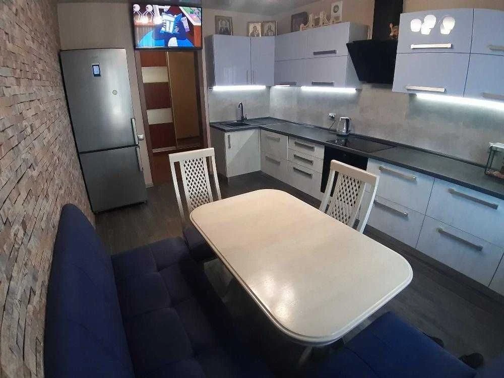 Продажа 3-комнатной квартиры, ул. Милославская 4