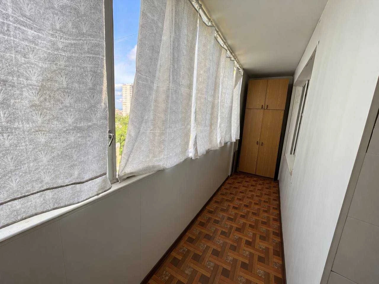 For sale 1-room apartment on Minina Prospect Polya