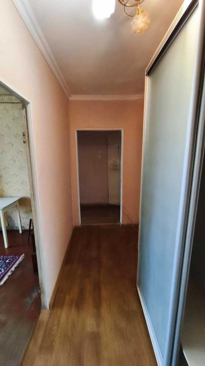For Sale: 4-room apartment, ЖК Тополя-3, Building 30, right bank.