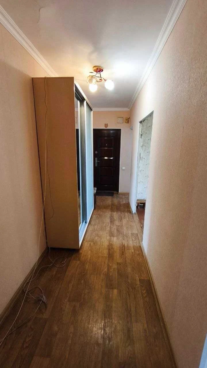 For Sale: 4-room apartment, ЖК Тополя-3, Building 30, right bank.