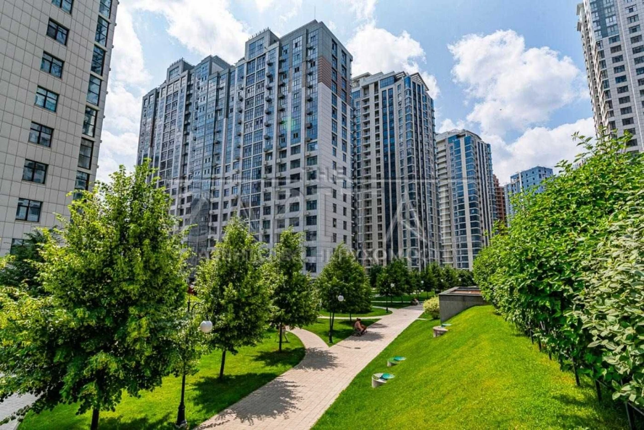 Sale / Parking Space / 28 m² / Novopechersky Lipki Residential Complex / Sector