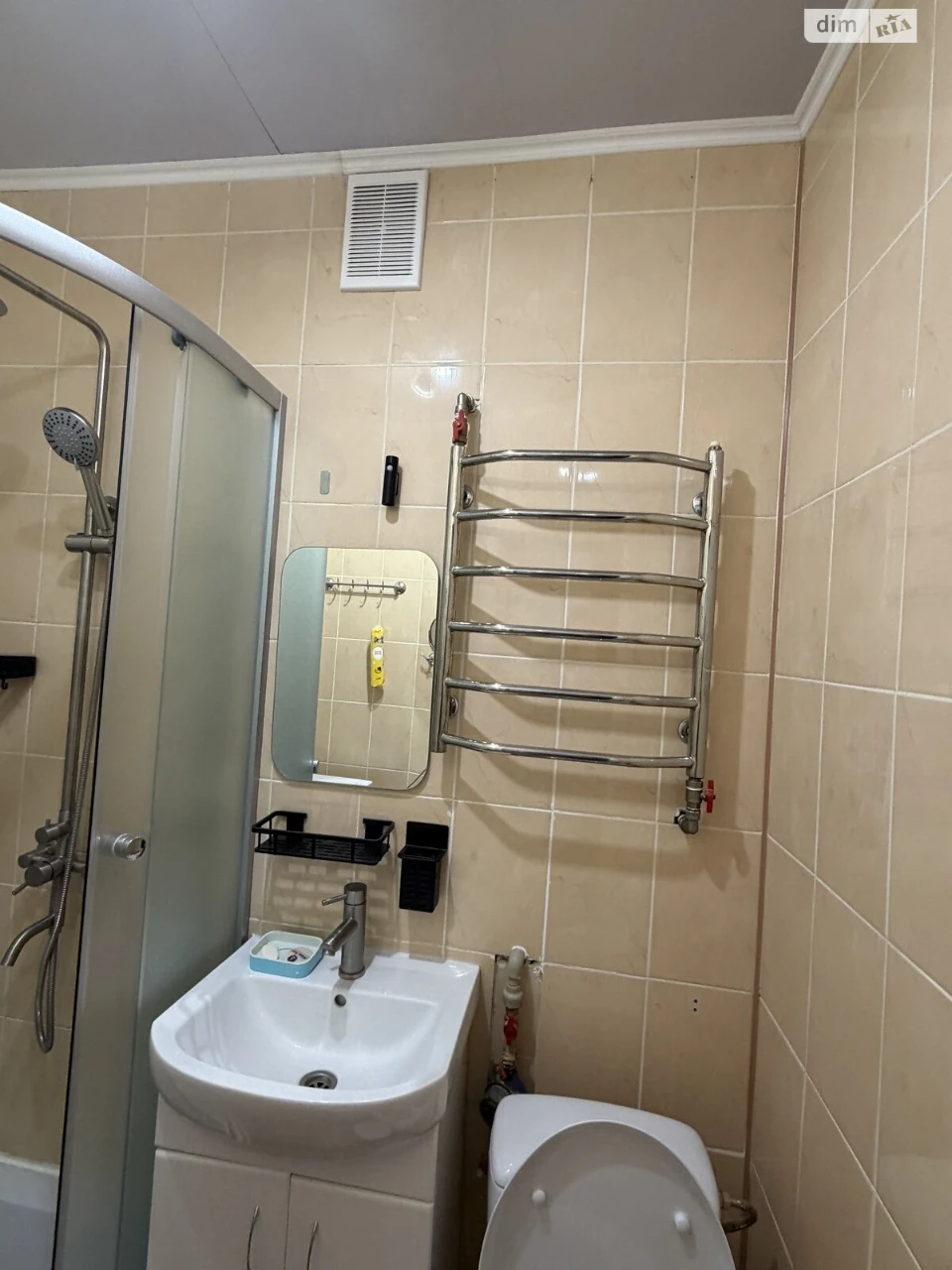 Long-Term Rental Apartment "Vyshenka"
