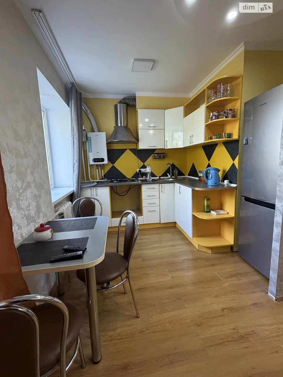 Long-Term Rental Apartment "Vyshenka"