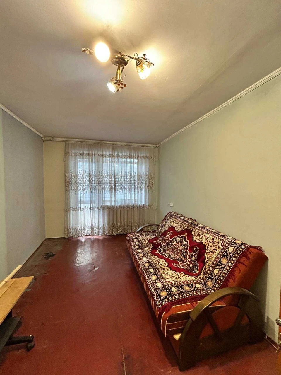 Продам! Терміново 2к в центрі міста! вул . Камянецька