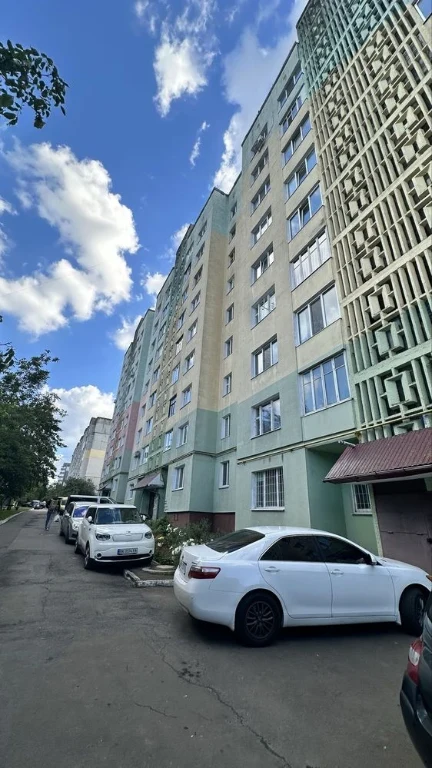 3 кімнатна з автономним газовим опаленням