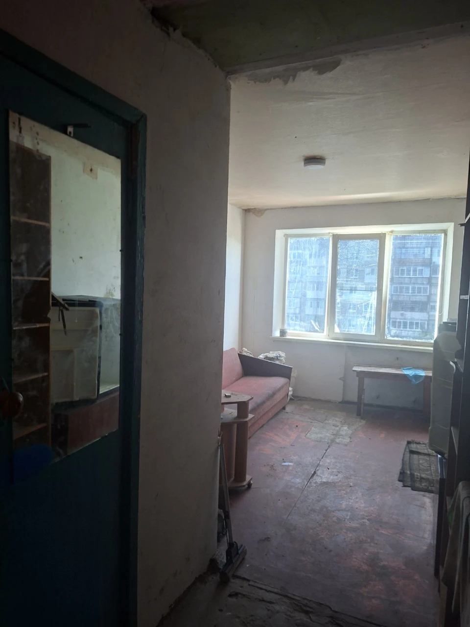 Продам 1х квартиру 101м-рн