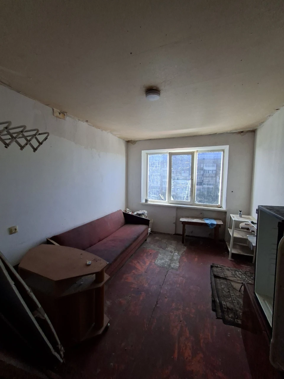 Продам 1х квартиру 101м-рн