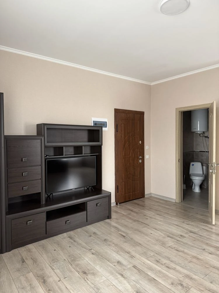 Bright Spacious Studio Apartment for Sale - 39.1 m²