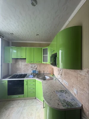 Продам 2-кімнатну квартиру Біблика 2В