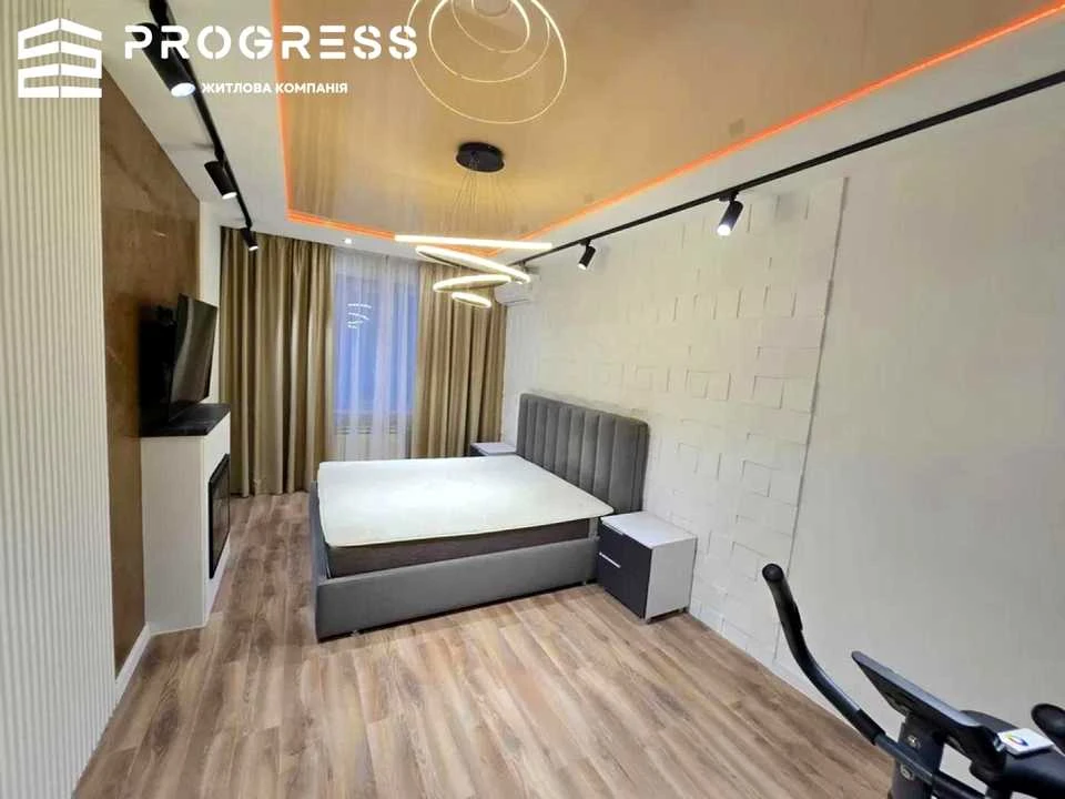 Apartment. Ivano-Frankivsk, Vysochana Street