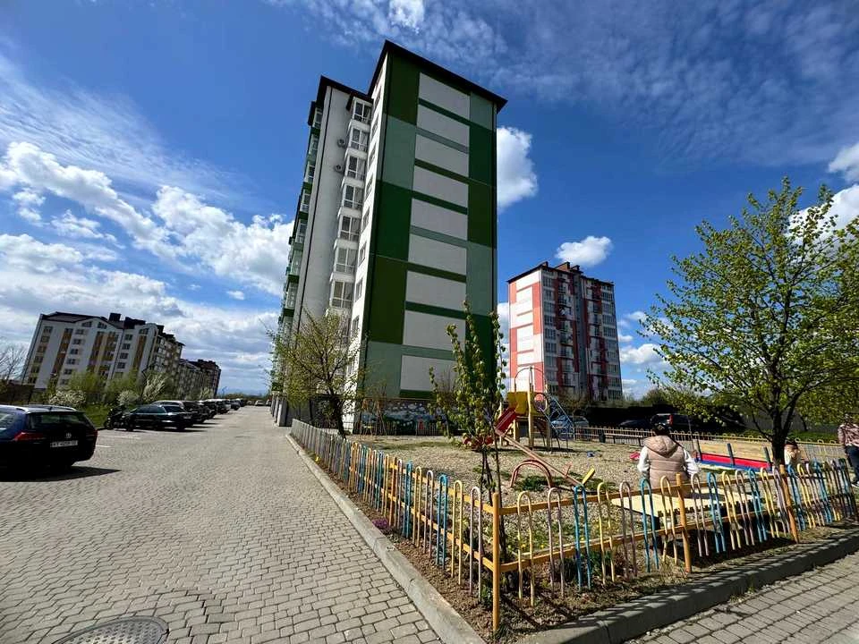 Apartment. Ivano-Frankivsk, Dem'yany Laz st.