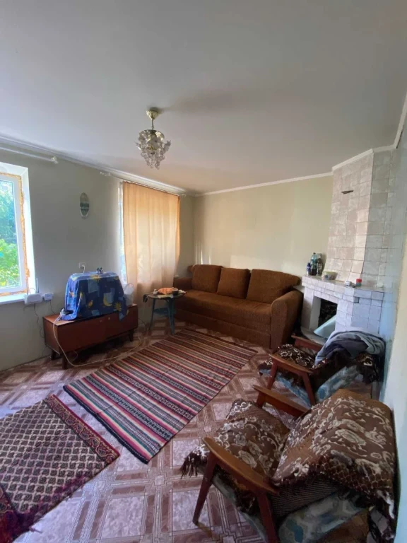 Country House in "Khymyk" Cooperative, Cozy Location, Near River, Warm House
