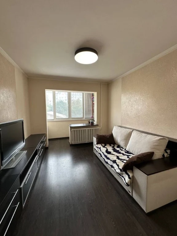 One-bedroom apartment with renovation, near the Bus Station