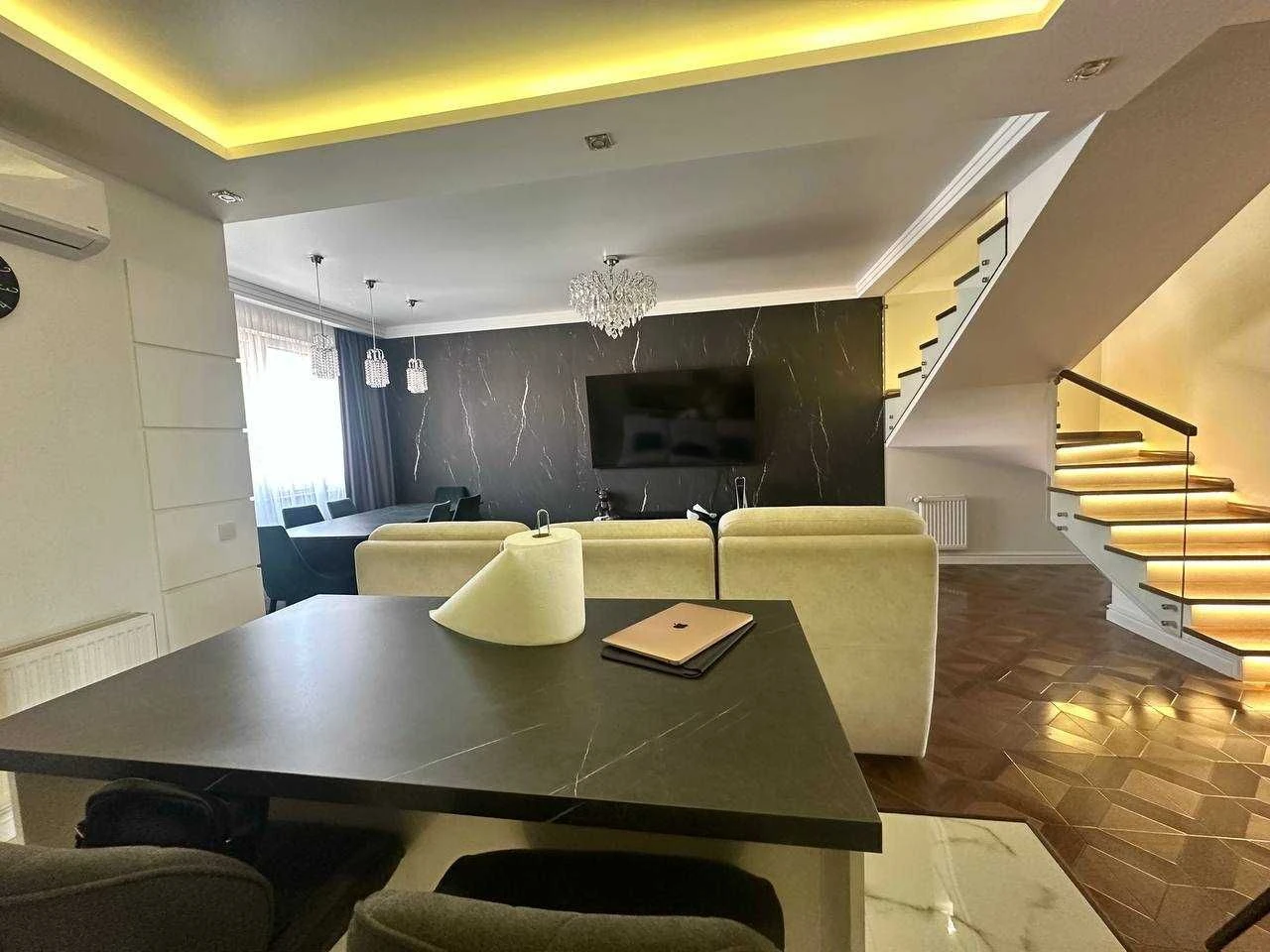 Sale of a two-story apartment in Truskavetska