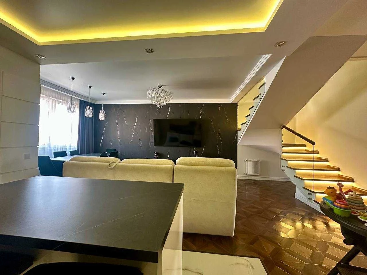 Sale of a two-story apartment in Truskavetska