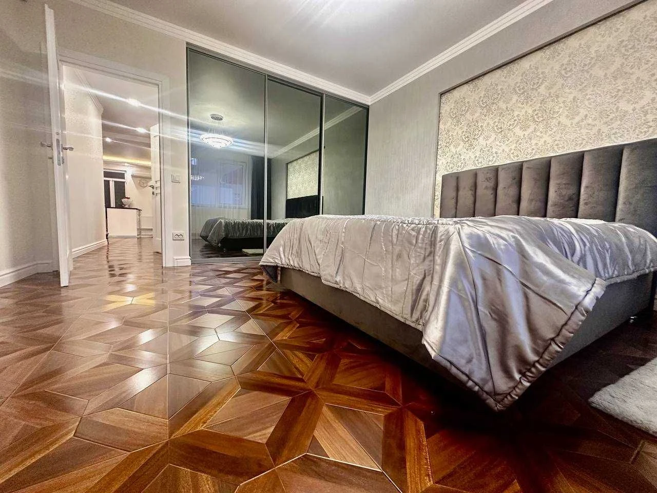 Sale of a two-story apartment in Truskavetska